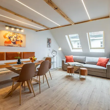 Classy Loft Apartment In The City Center Of Praha Exteriér fotografie