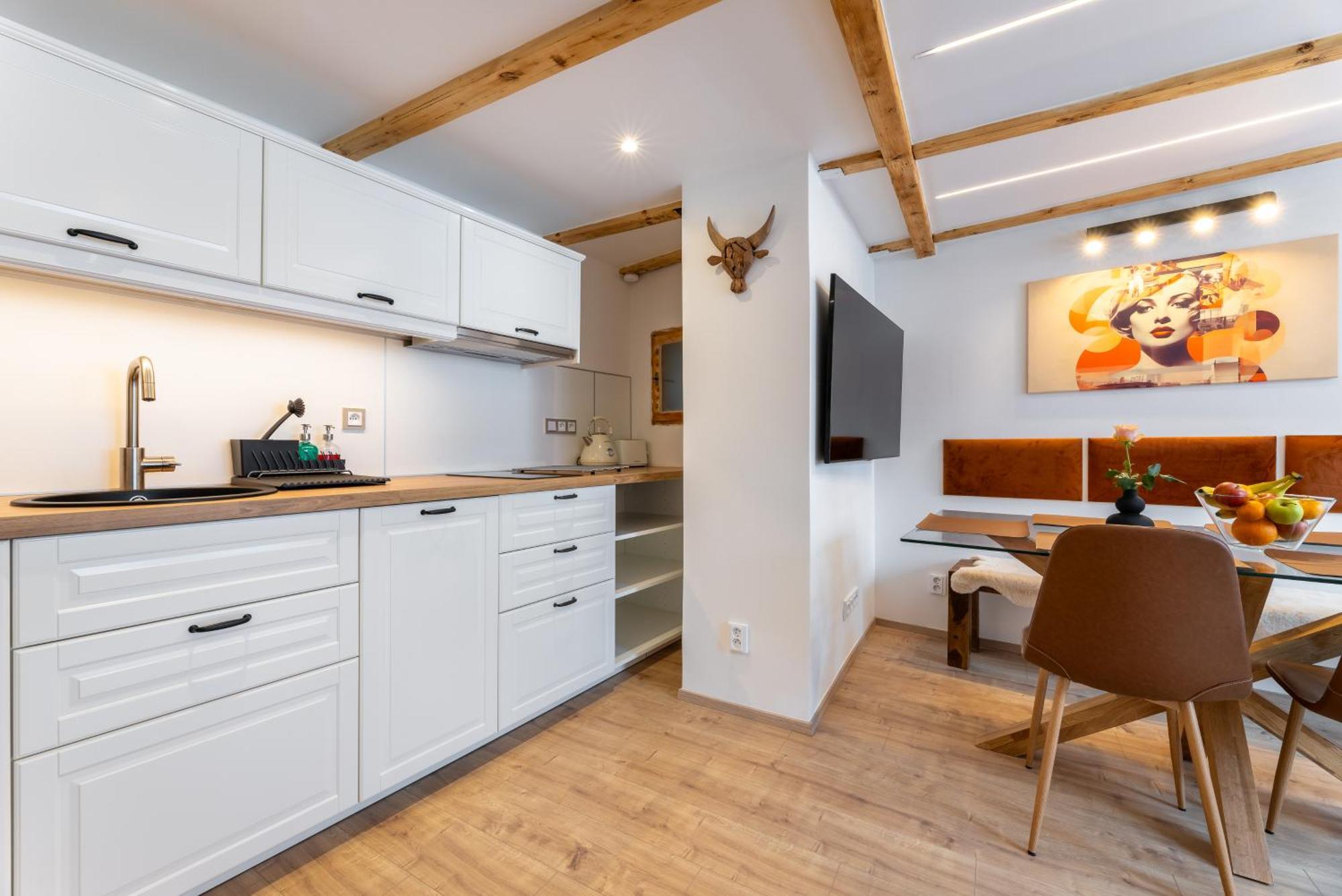 Classy Loft In The Center Of Apartment