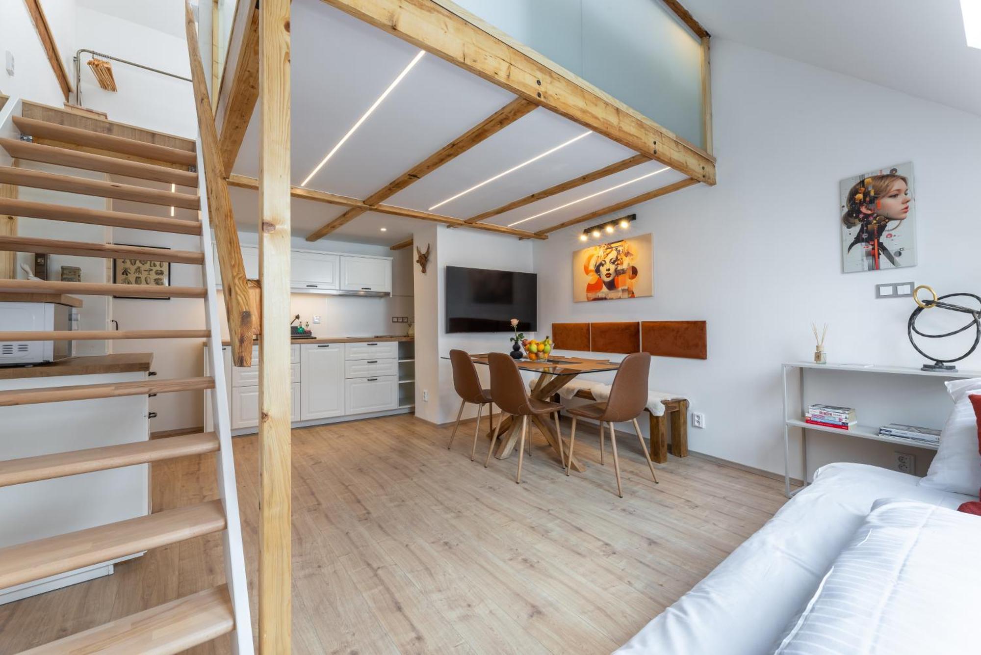 Classy Loft In The Center Of Apartment *
